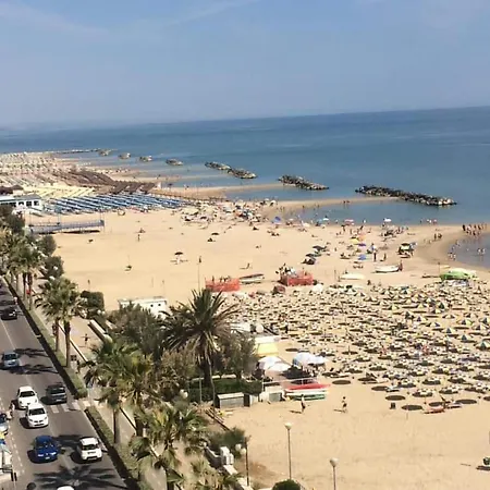 아파트 Al Mare Da Carmine *